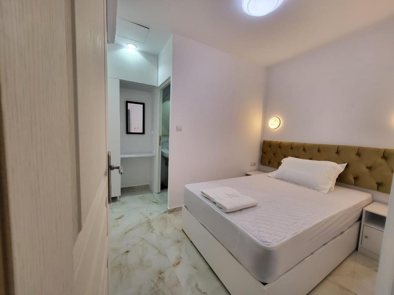 Apartment Ahamed Greek Smpco Athens