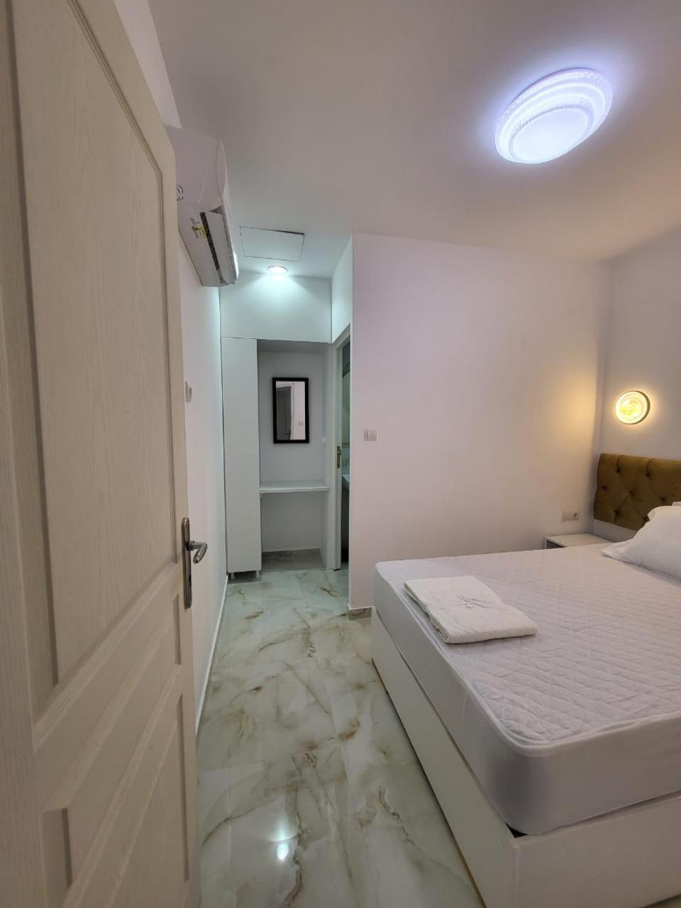Apartment Ahamed Greek Smpco Athens