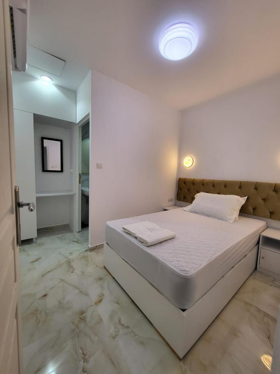 Apartment Ahamed Greek Smpco *